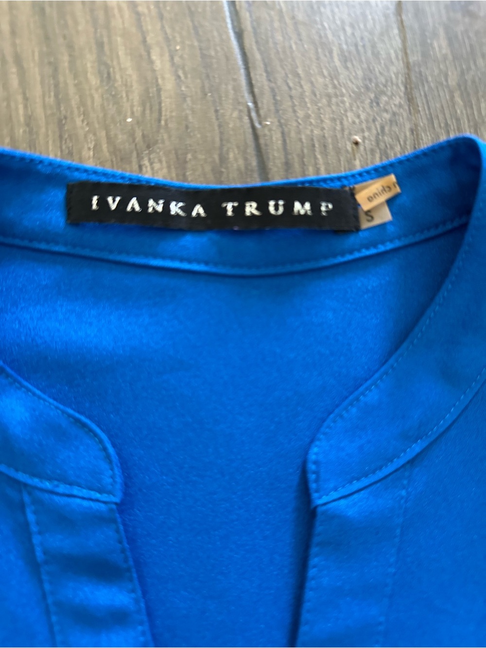 Ivanka Trump Cobalt Blue Split-Placket Tunic - Picture 5 of 8